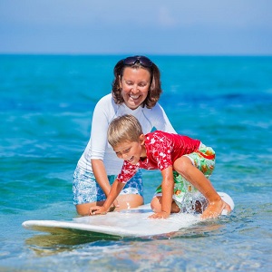 rashguards for women prone to sun allergies